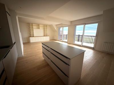 Appartement - 103 m² - 4 pièces