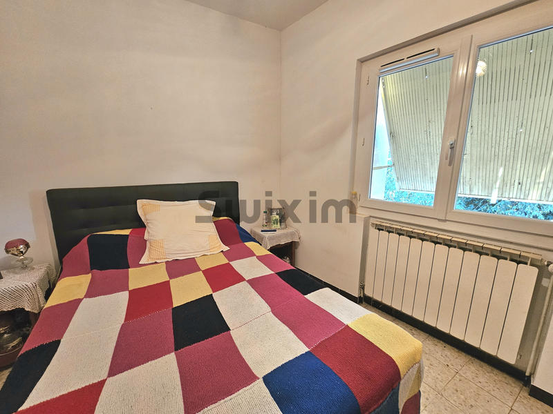 Immeuble - 117 m² - 6 pièces