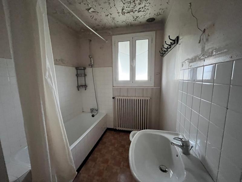 Propriété - 111 m² - 5 pièces