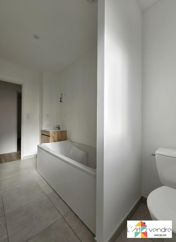 Maison - 86 m² - 4 pièces