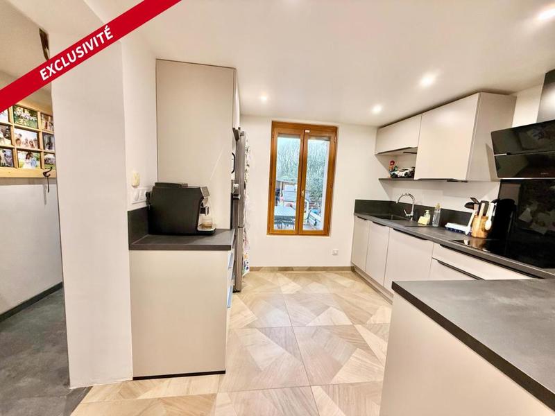 Maison - 118 m² - 6 pièces