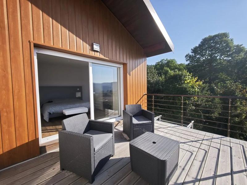 Maison - 254 m² - 10 pièces