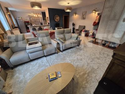 Maison - 637 m² - 20 pièces