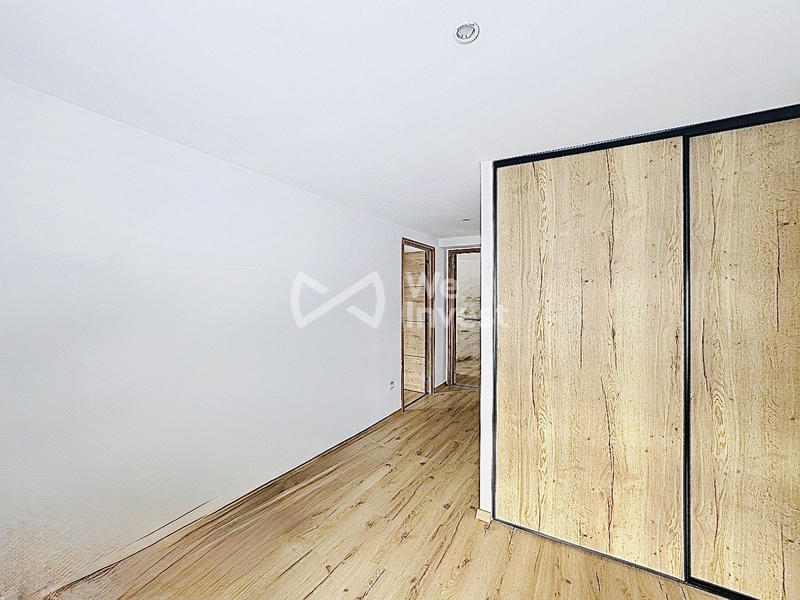 Maison - 165 m² - 8 pièces