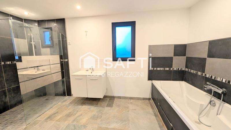 Maison - 153 m² - 6 pièces