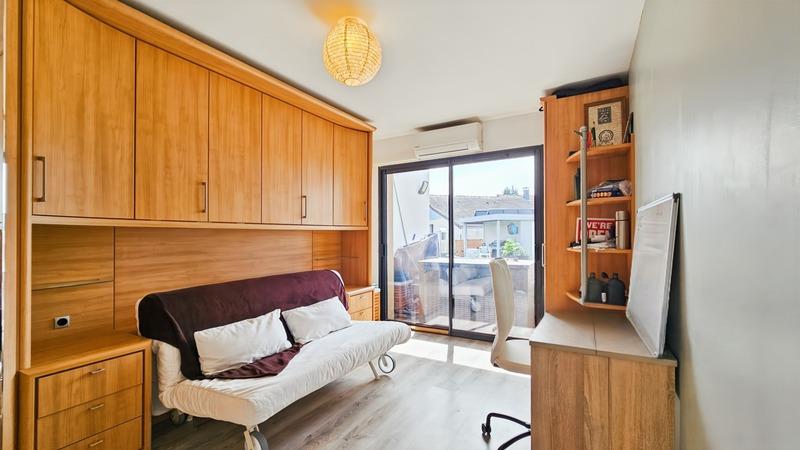 Maison - 161 m² - 6 pièces