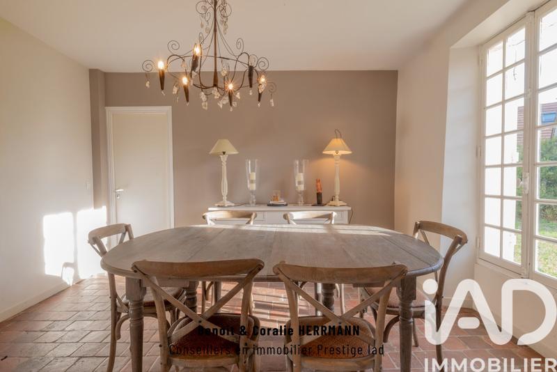 Maison - 180 m² - 6 pièces