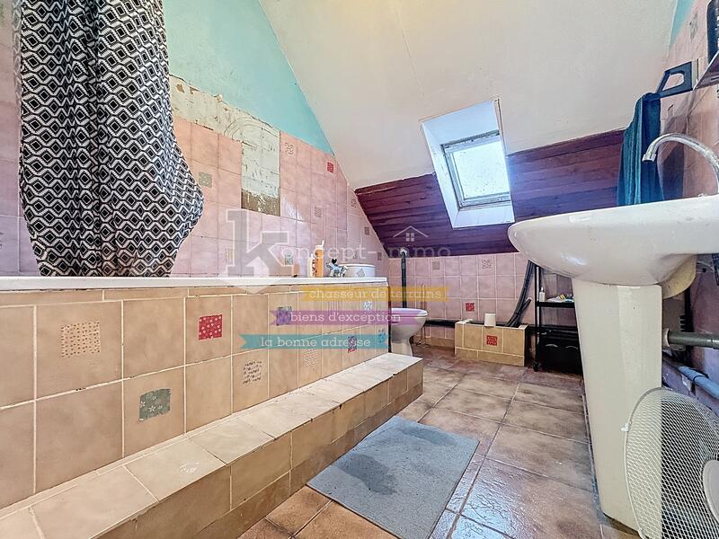 Maison - 119 m² - 8 pièces