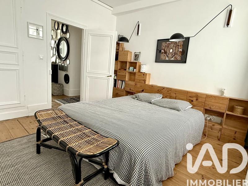 Maison - 229 m² - 9 pièces