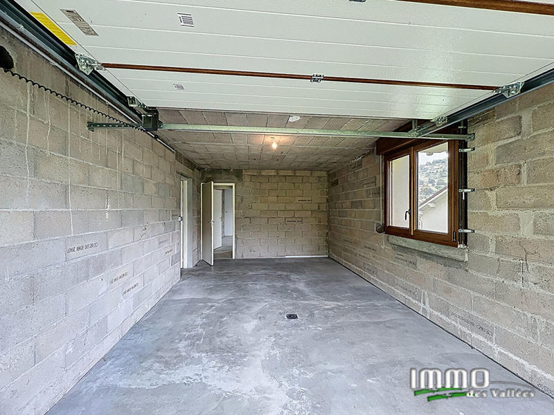 Maison - 260 m² - 6 pièces