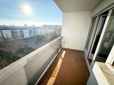 Appartement - 83 m² - 3 pièces