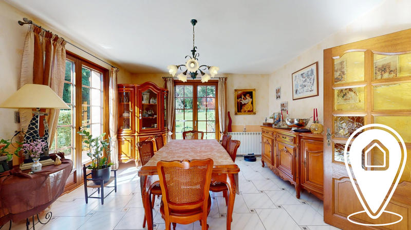 Maison - 162 m² - 6 pièces