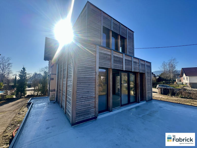 Maison ancienne - 265 m² - 10 pièces