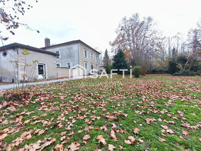 Maison de maîtres - 350 m² - 8 pièces