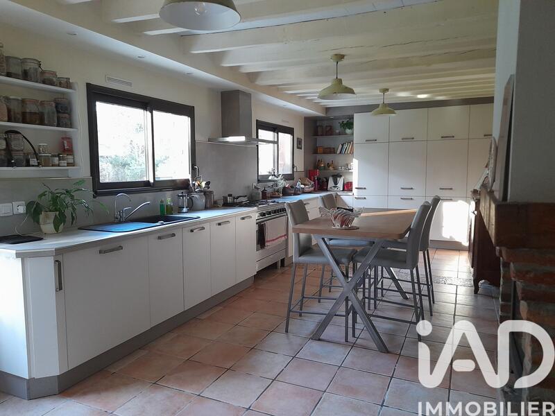 Maison - 188 m² - 5 pièces