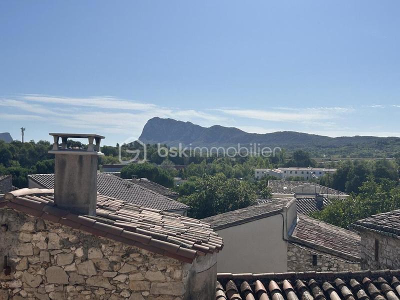 Maison de village - 218 m² - 6 pièces