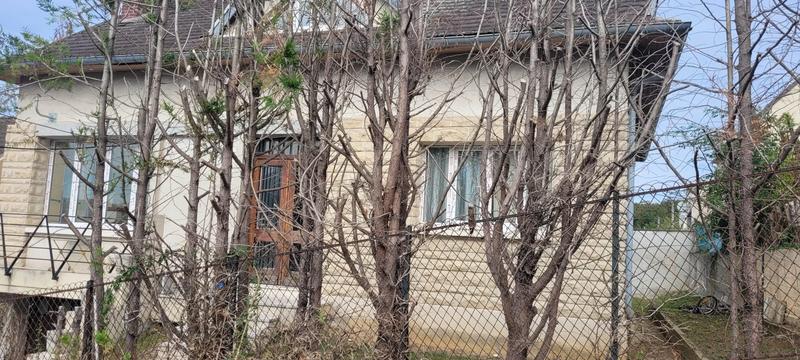 Maison ancienne - 250 m² - 11 pièces