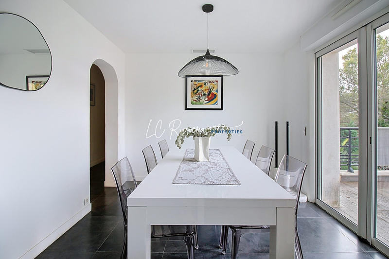 Villa - 190 m² - 6 pièces