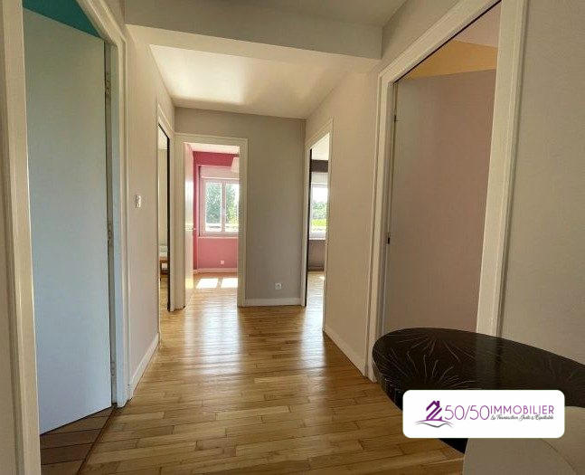 Maison - 106 m² - 6 pièces