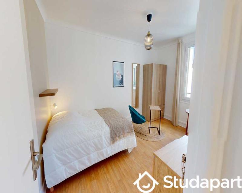 Chambre - 55 m² - 1 pièce