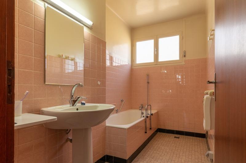 Propriété - 195 m² - 10 pièces