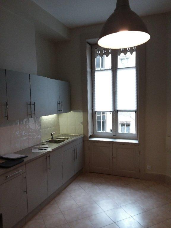 Appartement - 220 m² - 6 pièces
