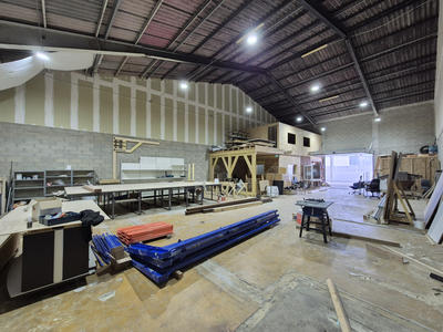 Local d'activités - 280 m²