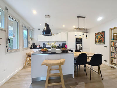 Appartement - 134 m² - 5 pièces