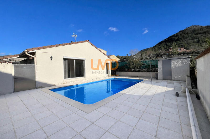 Maison - 99 m² - 5 pièces