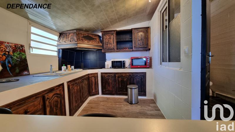 Maison - 242 m² - 6 pièces