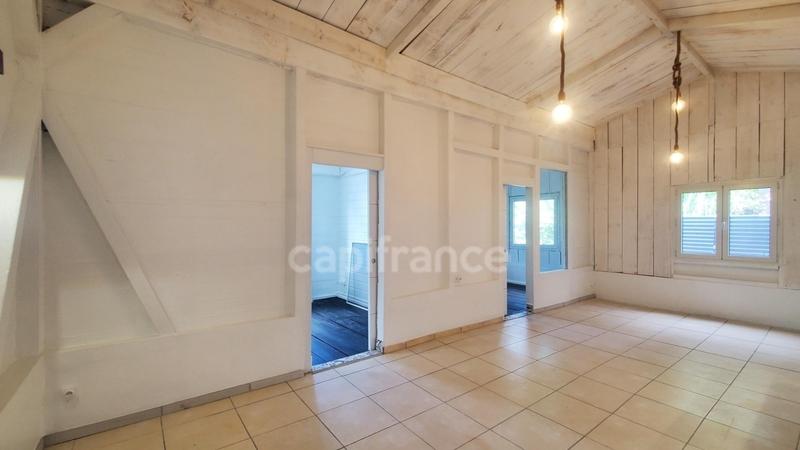 Maison - 85 m² - 3 pièces