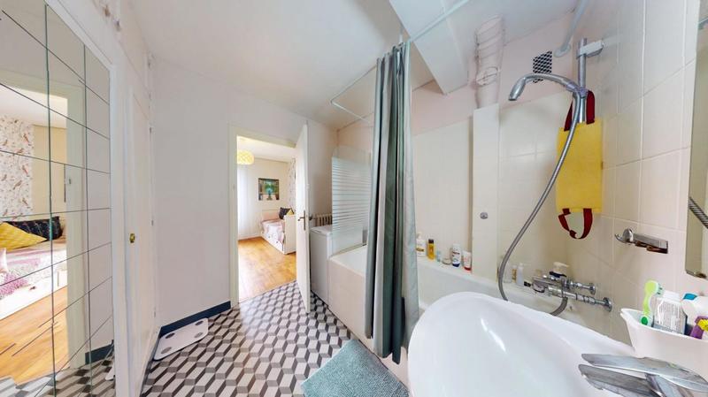 Appartement - 72 m² - 4 pièces