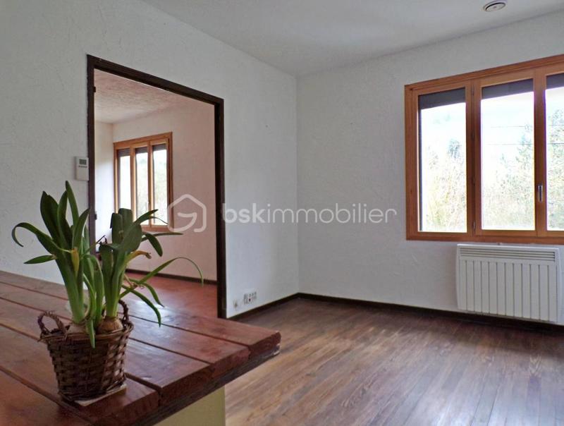 Maison de village - 87 m² - 4 pièces