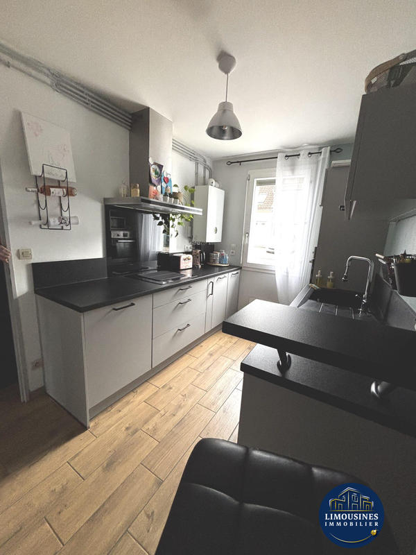 Maison ancienne - 82 m² - 4 pièces