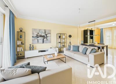 Maison - 167 m² - 6 pièces