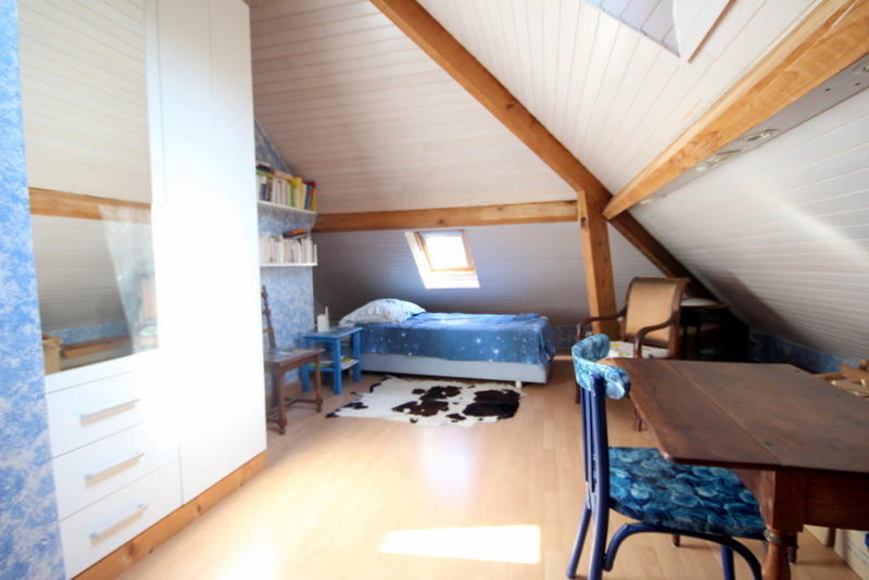 Maison - 178 m² - 8 pièces