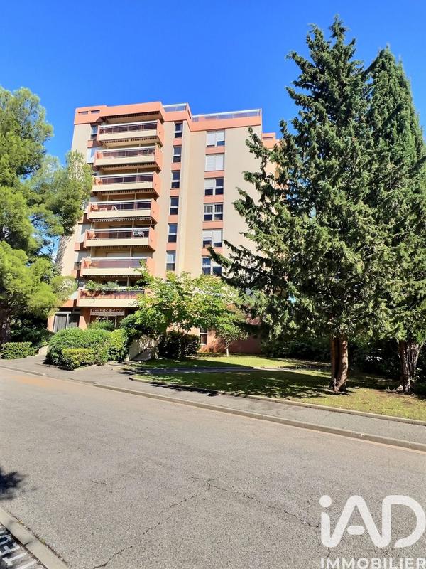 Appartement - 102 m² - 5 pièces