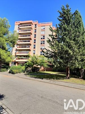 Appartement - 102 m² - 5 pièces