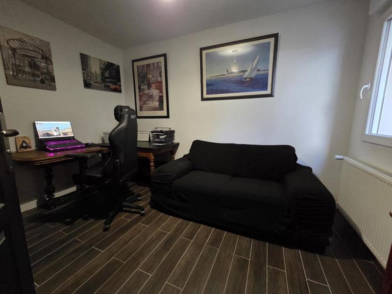 Pavillon - 194 m² - 7 pièces