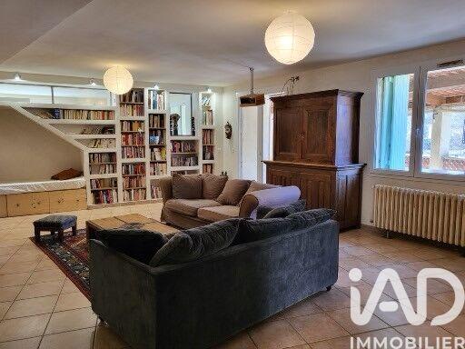 Appartement - 160 m² - 4 pièces