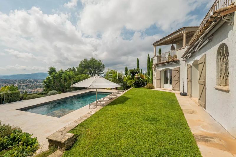 Villa - 319 m² - 7 pièces