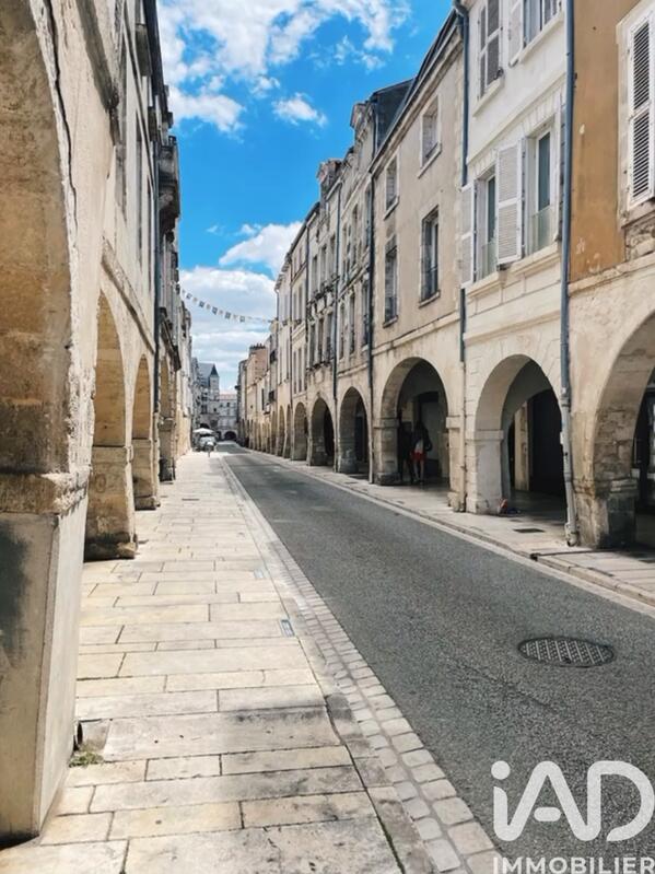 Studio - 15 m² - 1 pièce