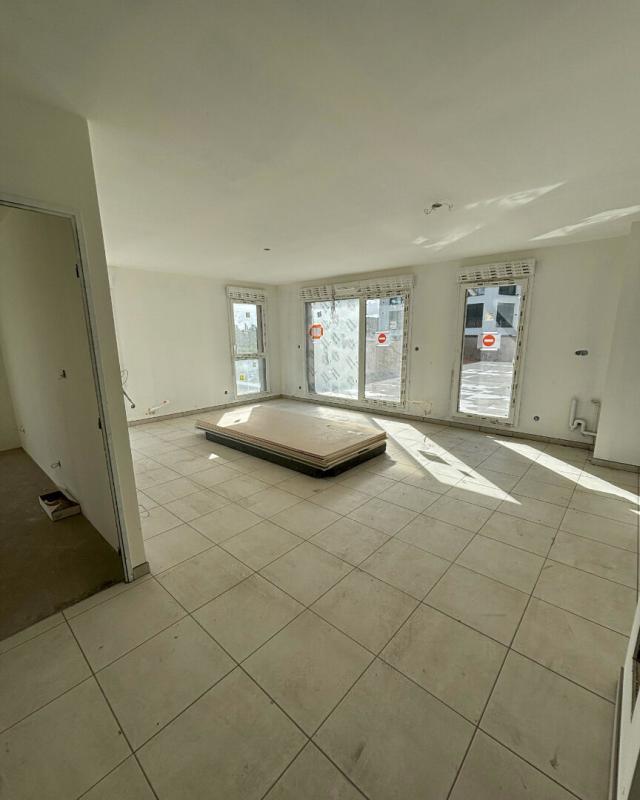 Appartement - 81 m² - 4 pièces