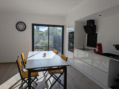 Maison - 95 m² - 4 pièces