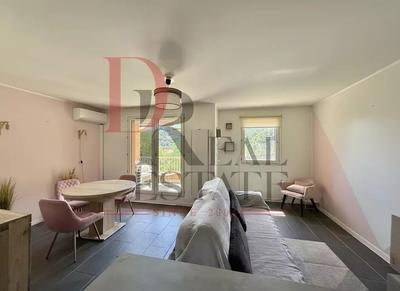 Duplex - 74 m² - 4 pièces