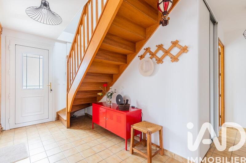 Maison - 91 m² - 5 pièces