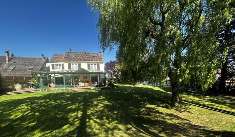 Maison - 199 m² - 9 pièces