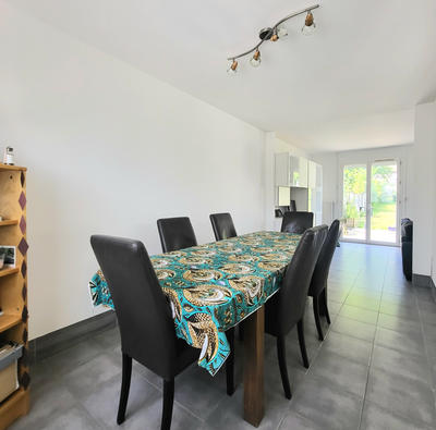 Maison - 105 m² - 5 pièces