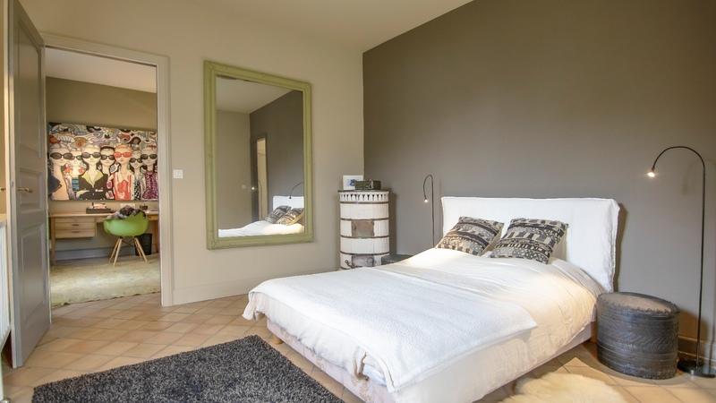 Demeure - 360 m² - 11 pièces