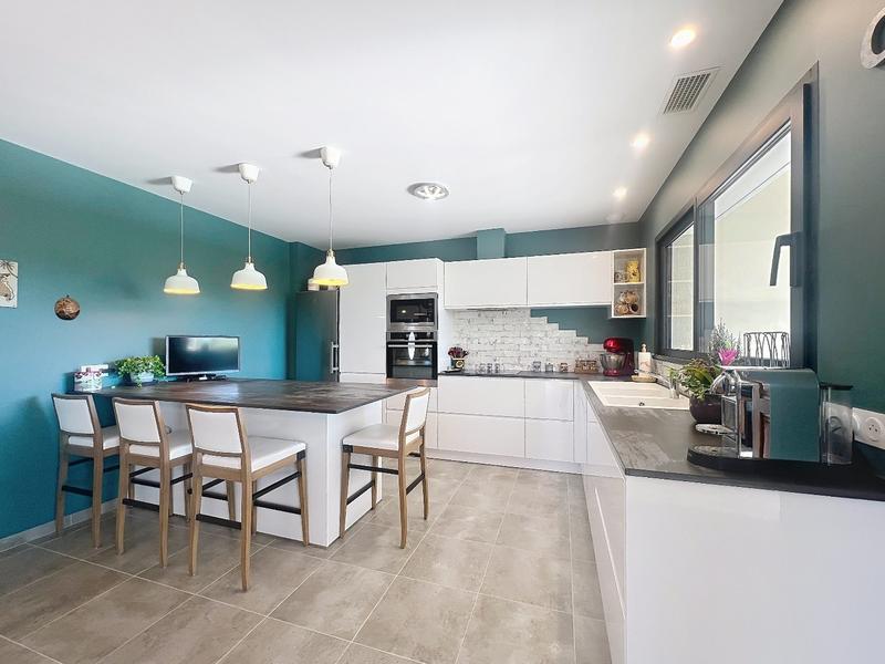 Maison - 123 m² - 4 pièces